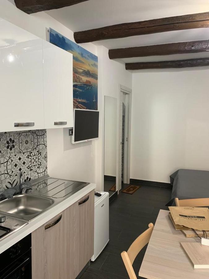 شقة Viky House Chiaia نابولي المظهر الخارجي الصورة